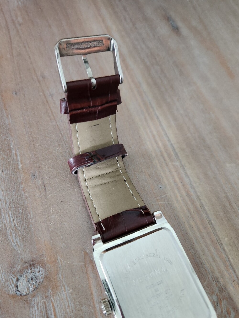 ⌚ Merona Men's Rectangular Dress Watch | Brown Croc-Embossed Strap | New Battery - Picture 4 of 9